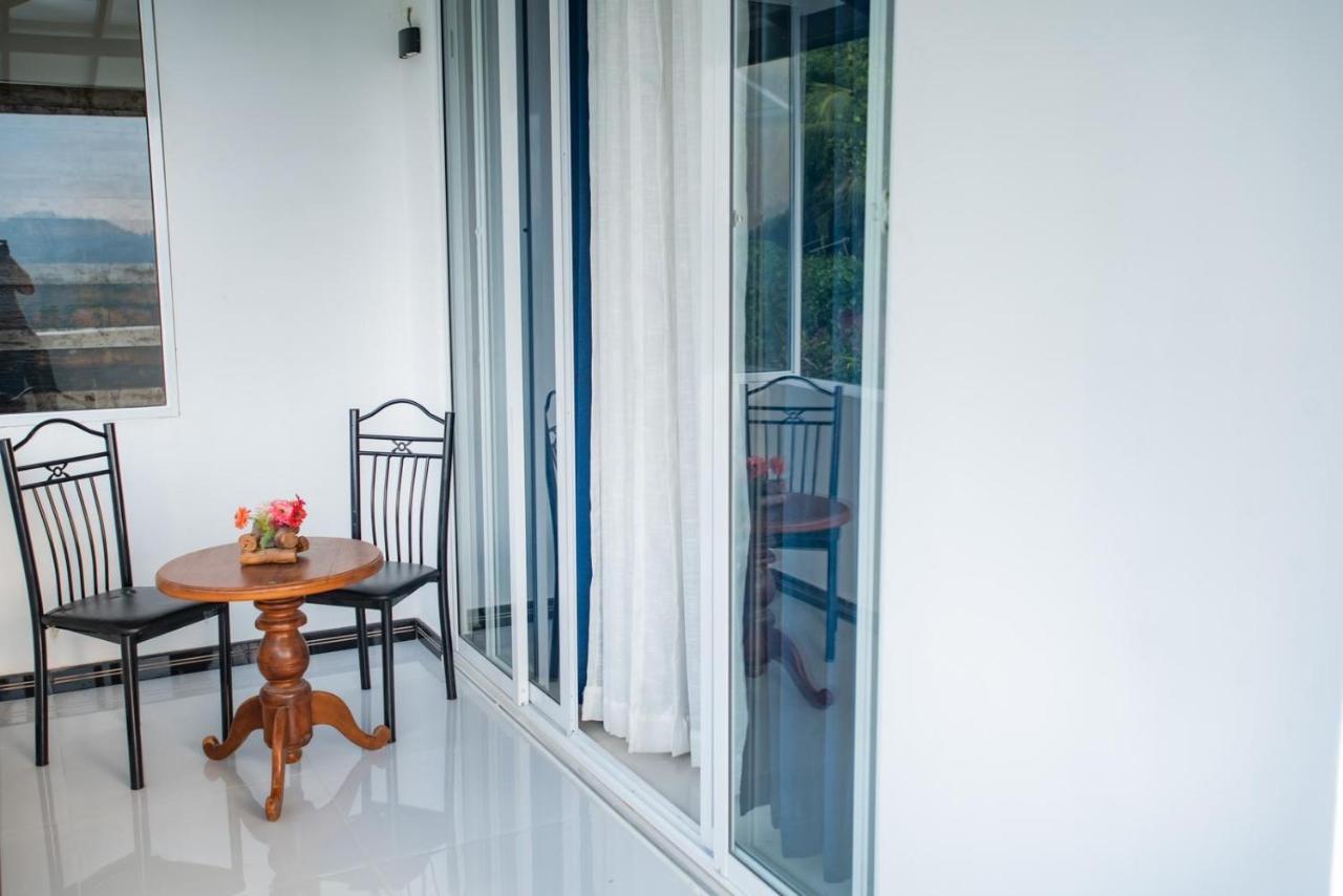 Sky Edge Homestay Kandy Exterior foto