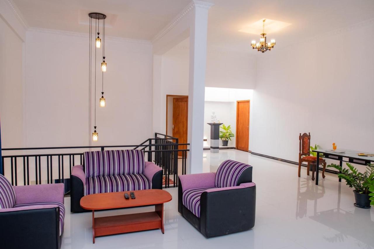 Sky Edge Homestay Kandy Exterior foto